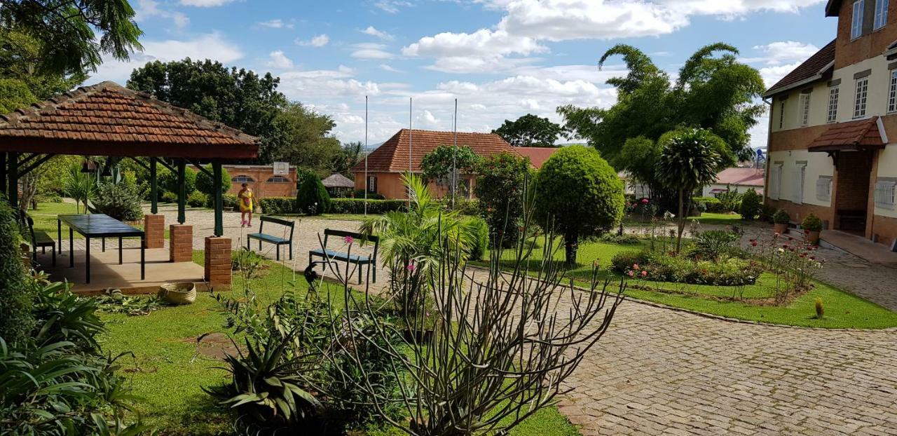 Lovasoa 4C Antsirabe Exterior foto