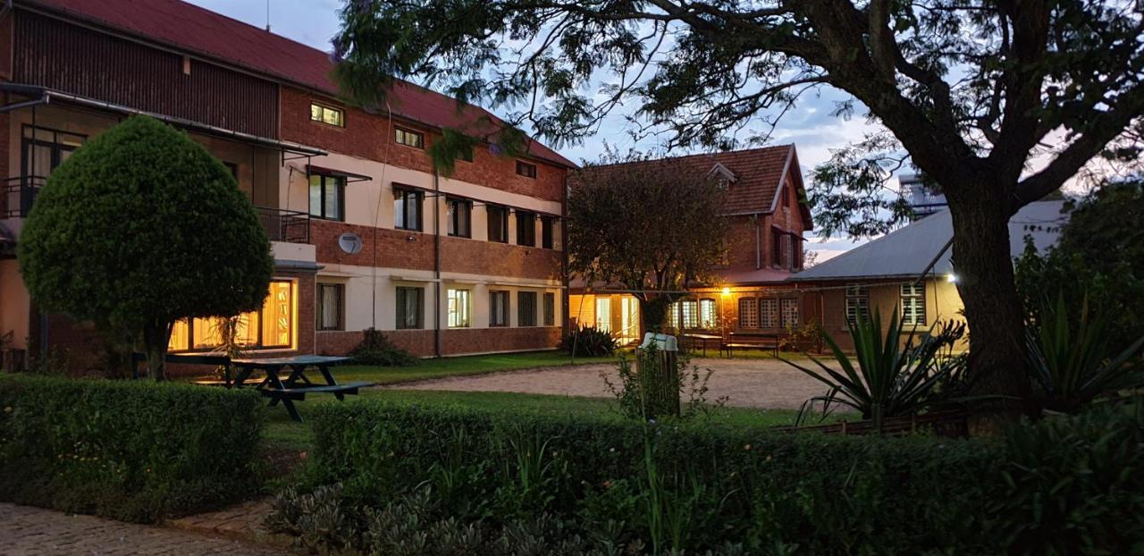Lovasoa 4C Antsirabe Exterior foto
